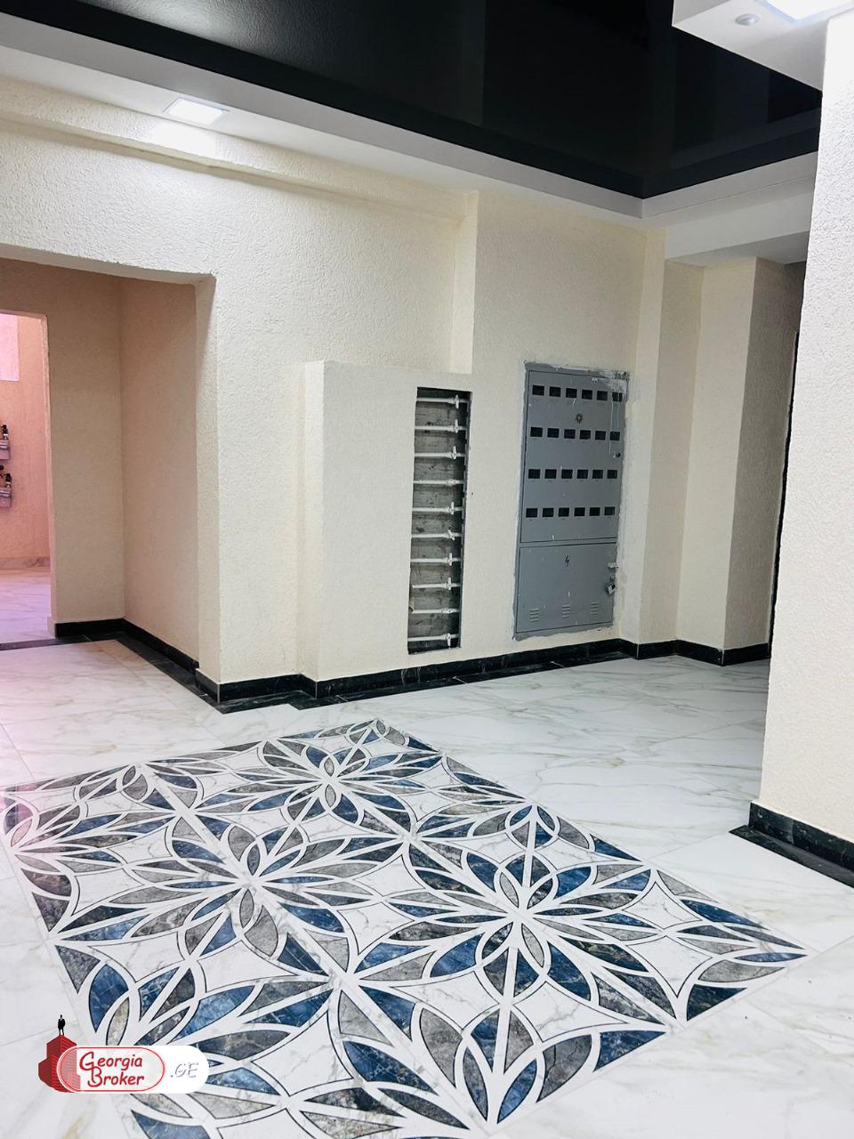 იყიდება ახალი გარემონტებული 2 ოთახიანი ბინა