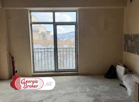 იყიდება ახალი აშენებული 2 ოთახიანი ბინა