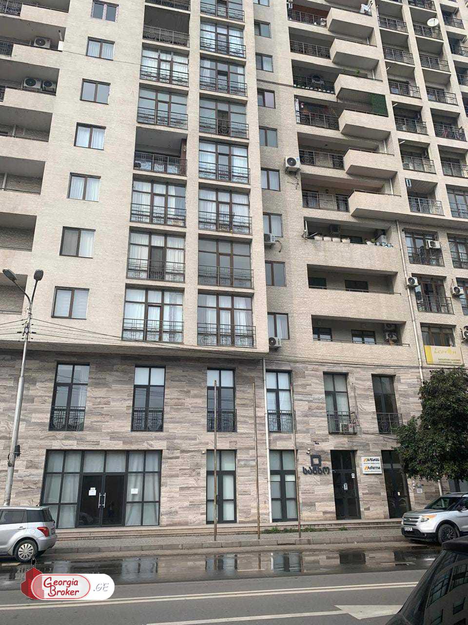 იყიდება ახალი აშენებული 4 ოთახიანი ბინა