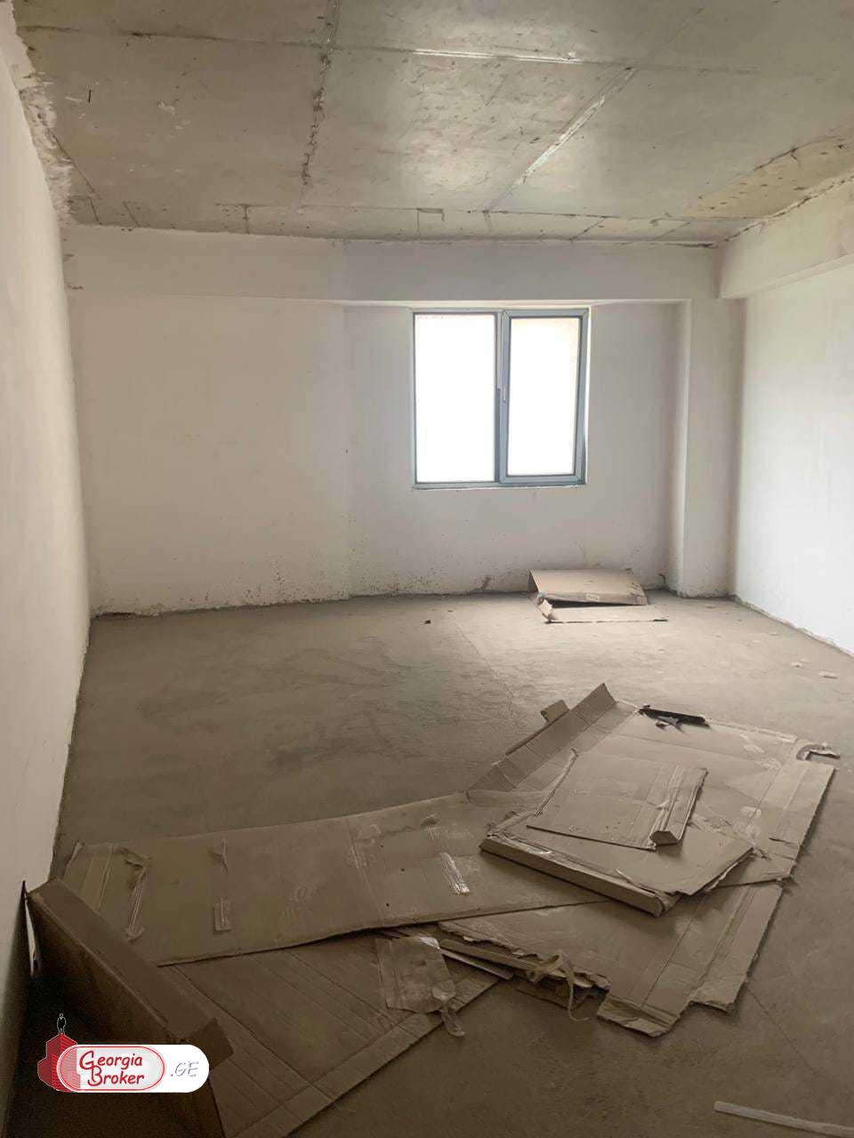 იყიდება ახალი აშენებული 4 ოთახიანი ბინა