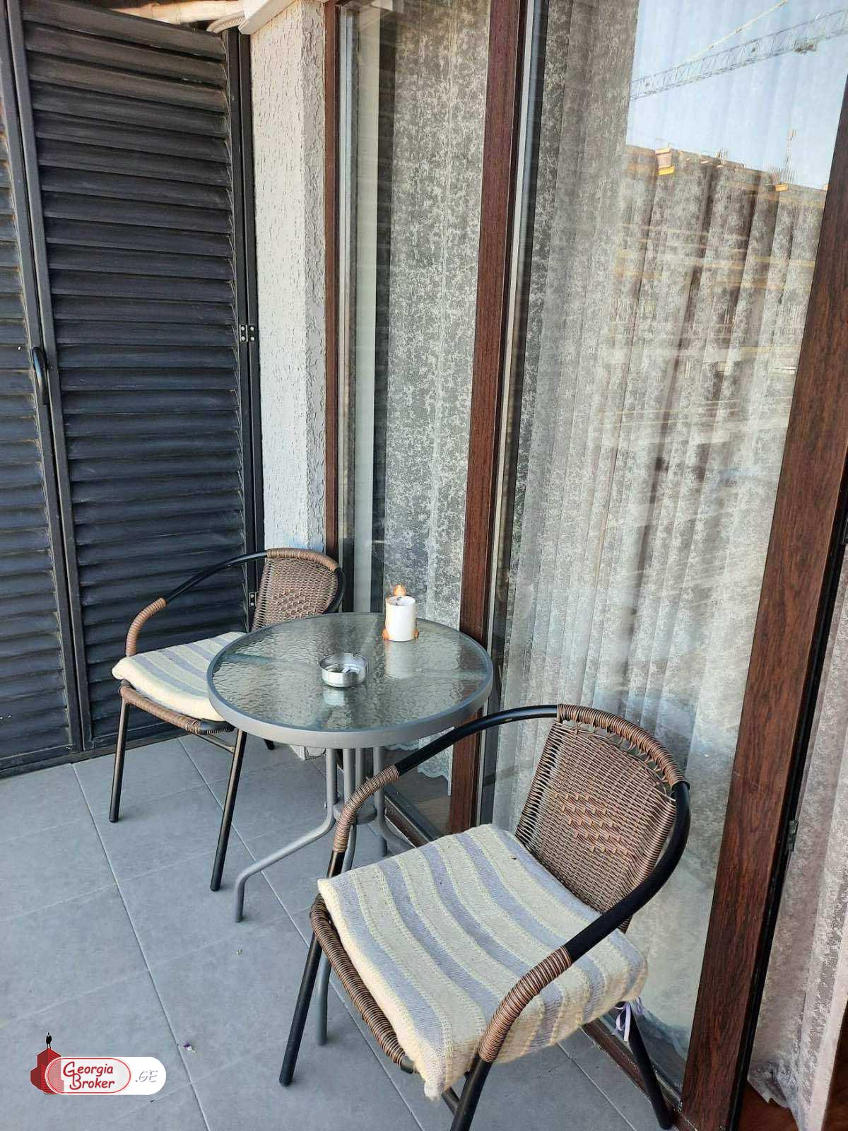 продается квартира с новым ремонтом 2-комнаты