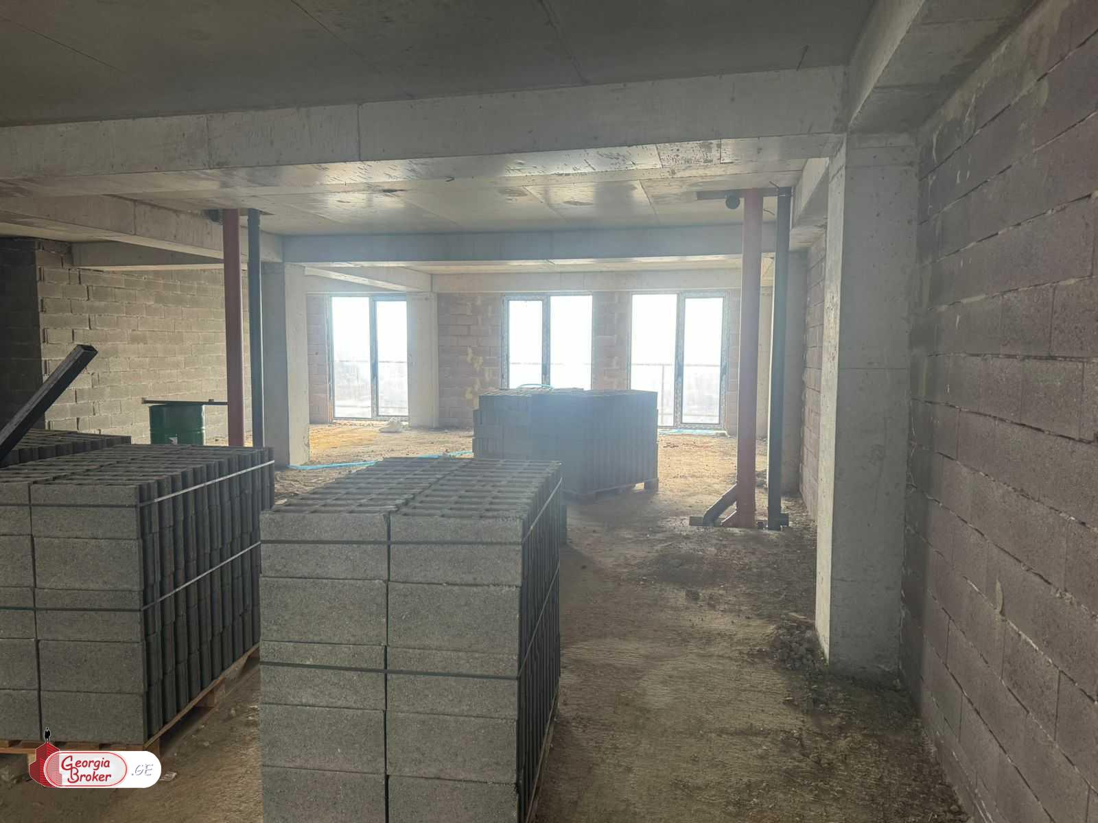 new build 4-room apartment for sale