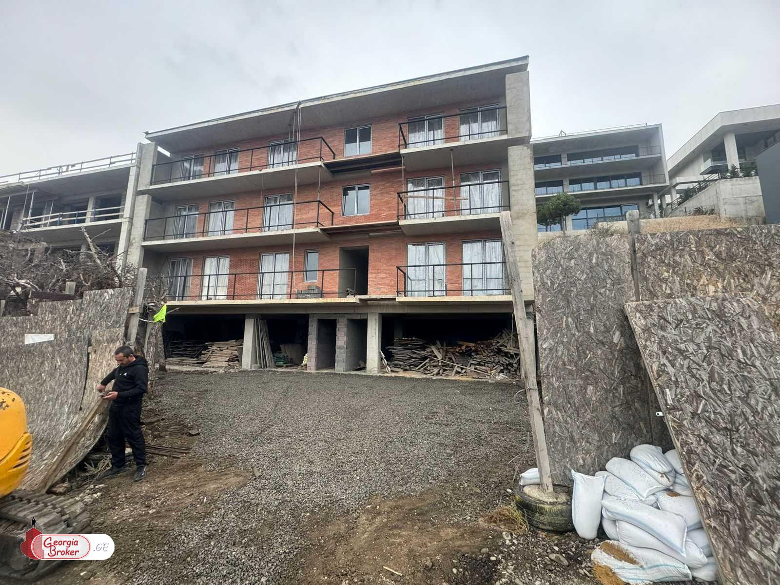 new build 4-room apartment for sale