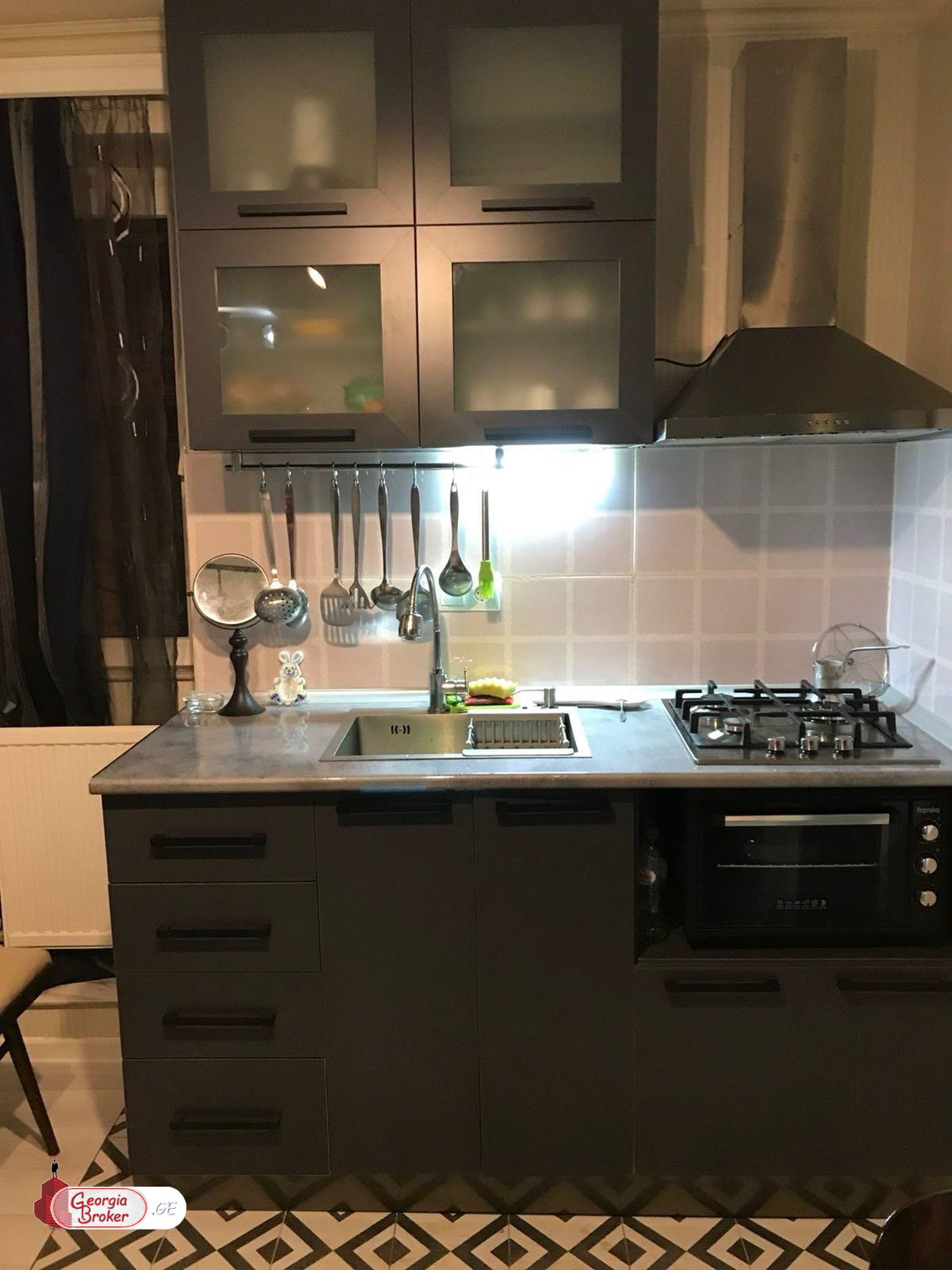 nearly repaired 2-room apartment for sale