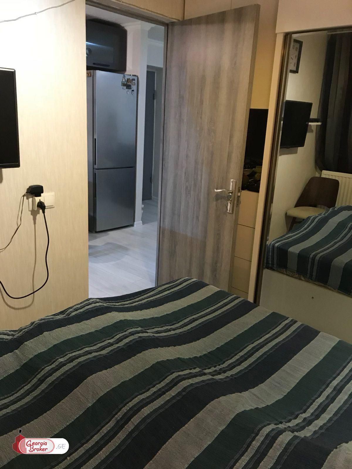 nearly repaired 2-room apartment for sale