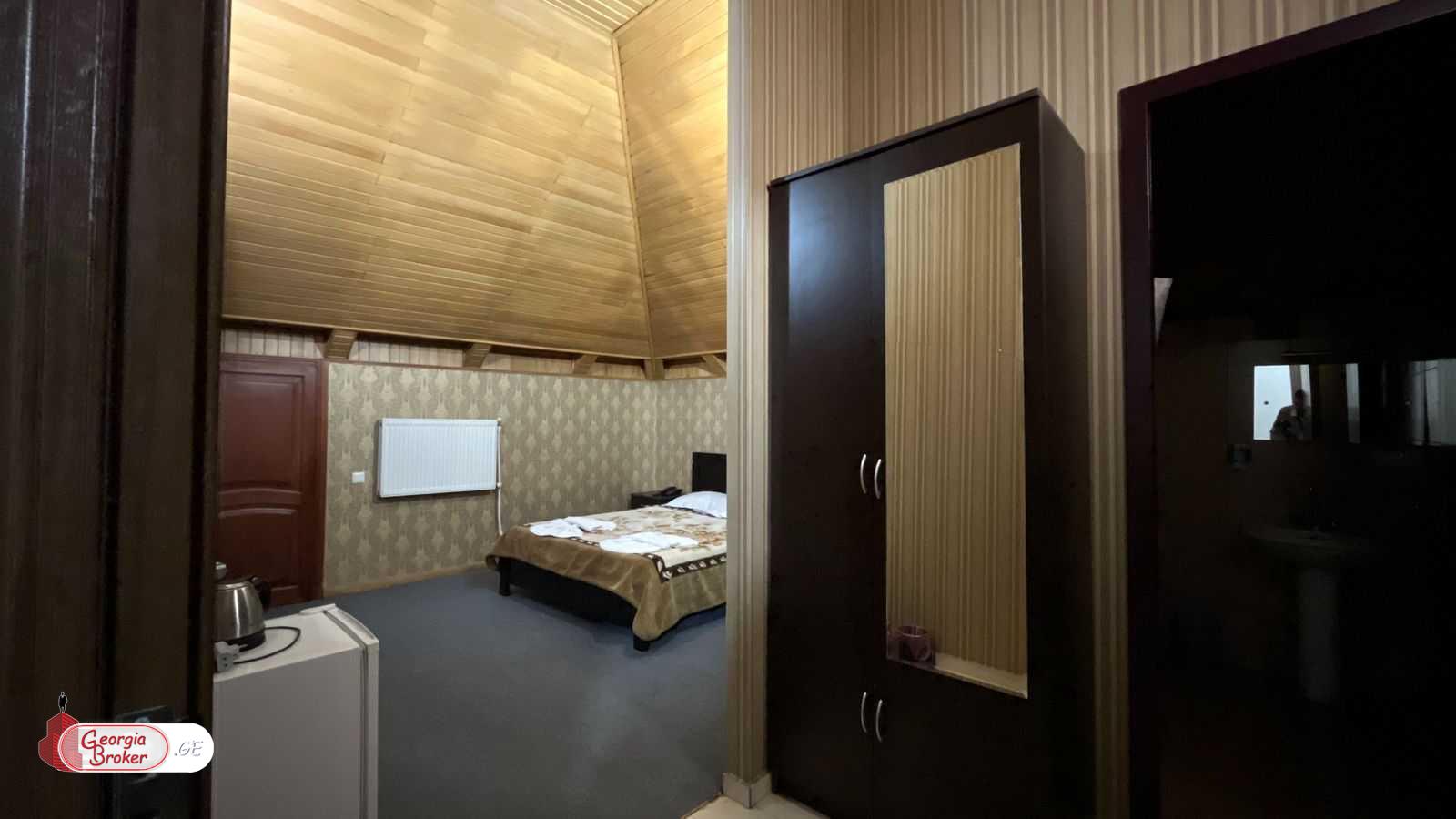 ქირავდება ახალი გარემონტებული 16 ნომრიანი სასტუმრო