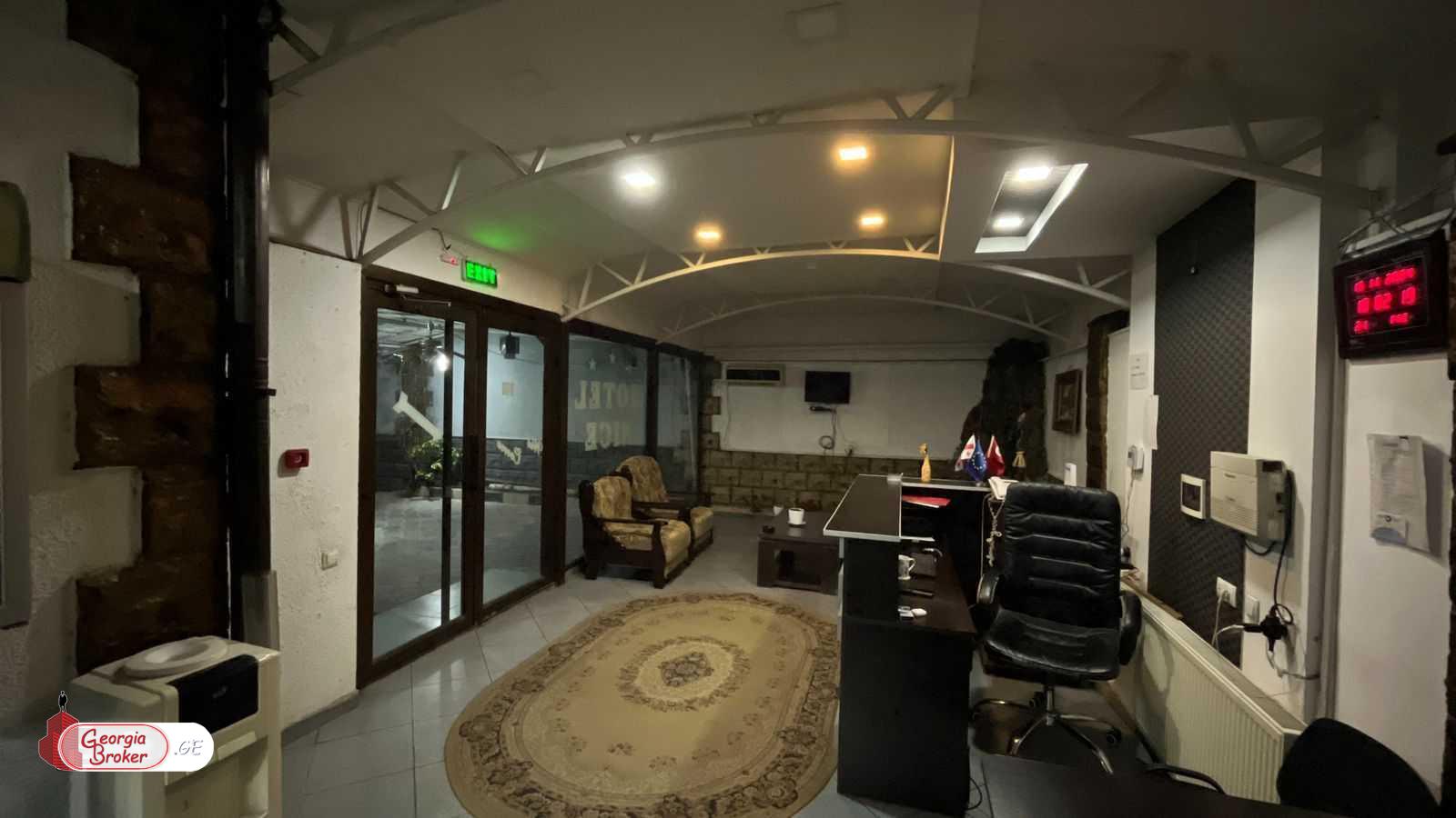 ქირავდება ახალი გარემონტებული 16 ნომრიანი სასტუმრო