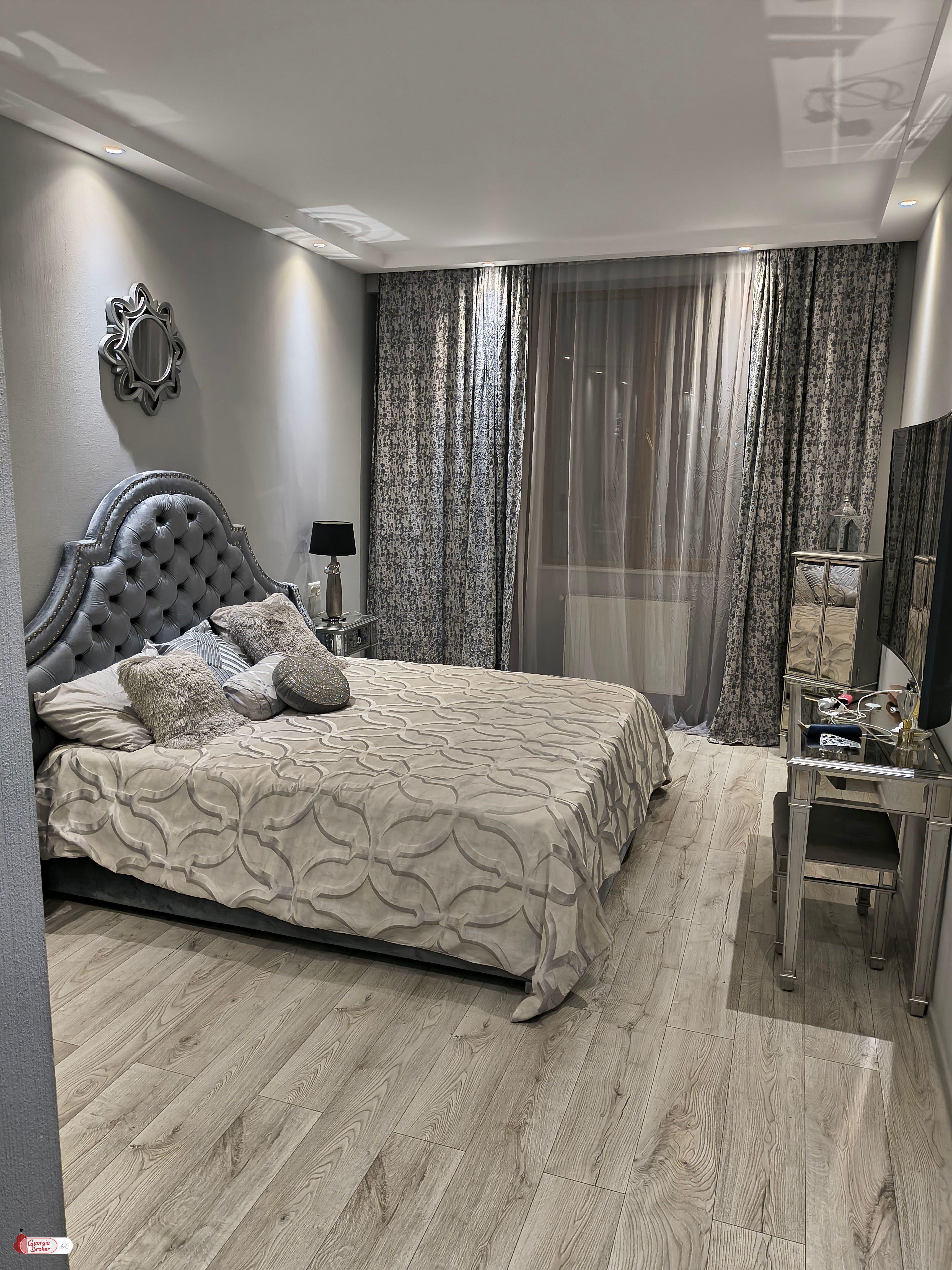 იყიდება ახალი გარემონტებული 2 ოთახიანი ბინა