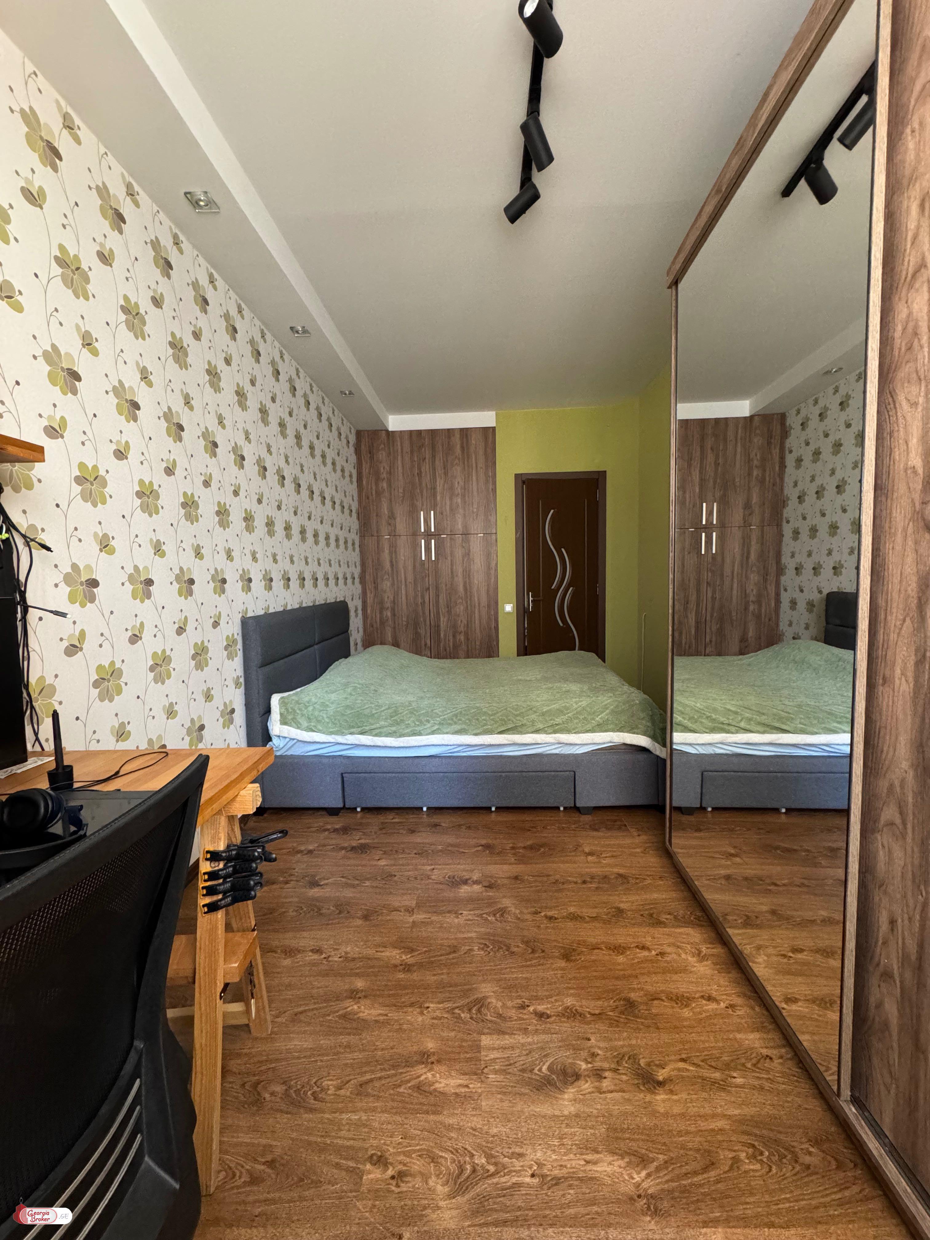 იყიდება ახალი გარემონტებული 3 ოთახიანი ბინა