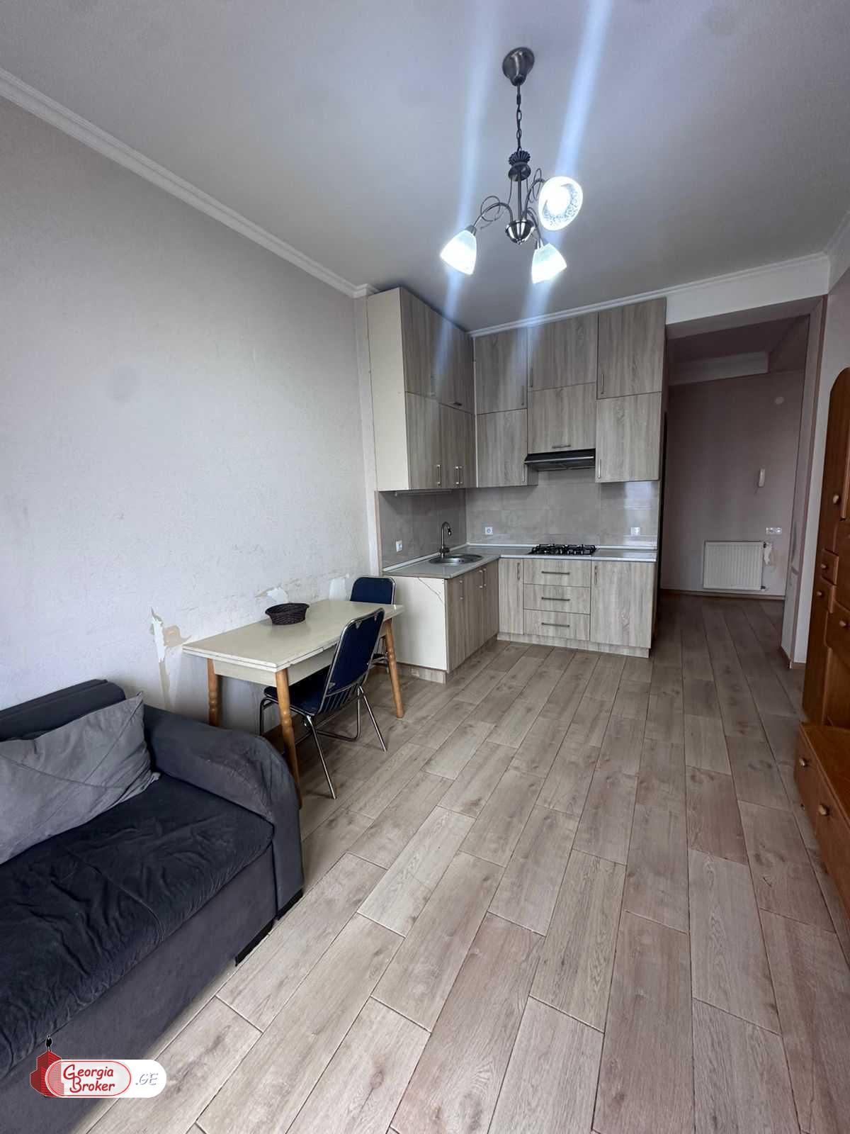 იყიდება ახალი გარემონტებული 2 ოთახიანი ბინა