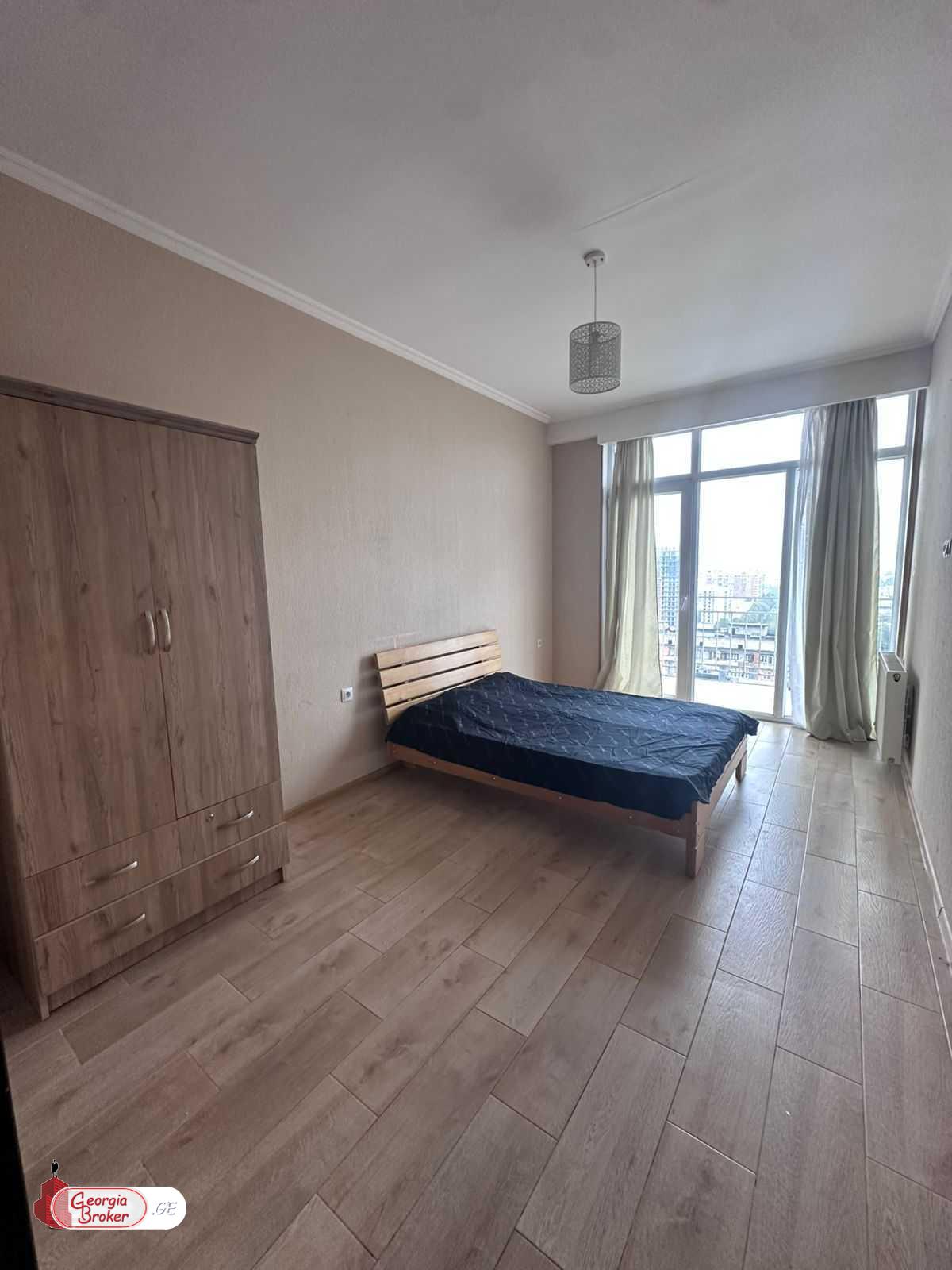 იყიდება ახალი გარემონტებული 2 ოთახიანი ბინა