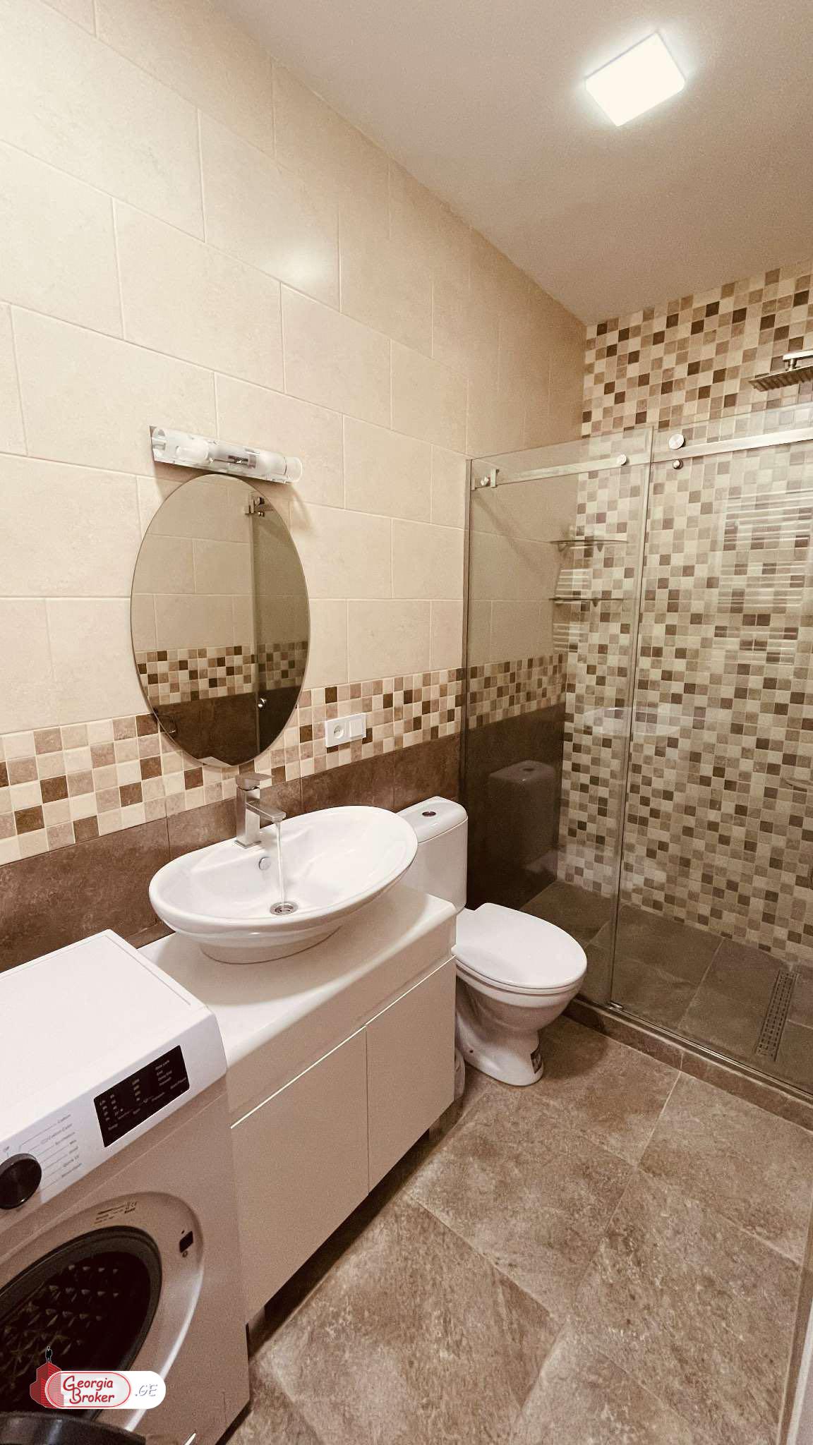 იყიდება ახალი გარემონტებული 2 ოთახიანი ბინა