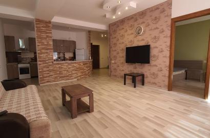 იყიდება ახალი გარემონტებული 2 ოთახიანი ბინა