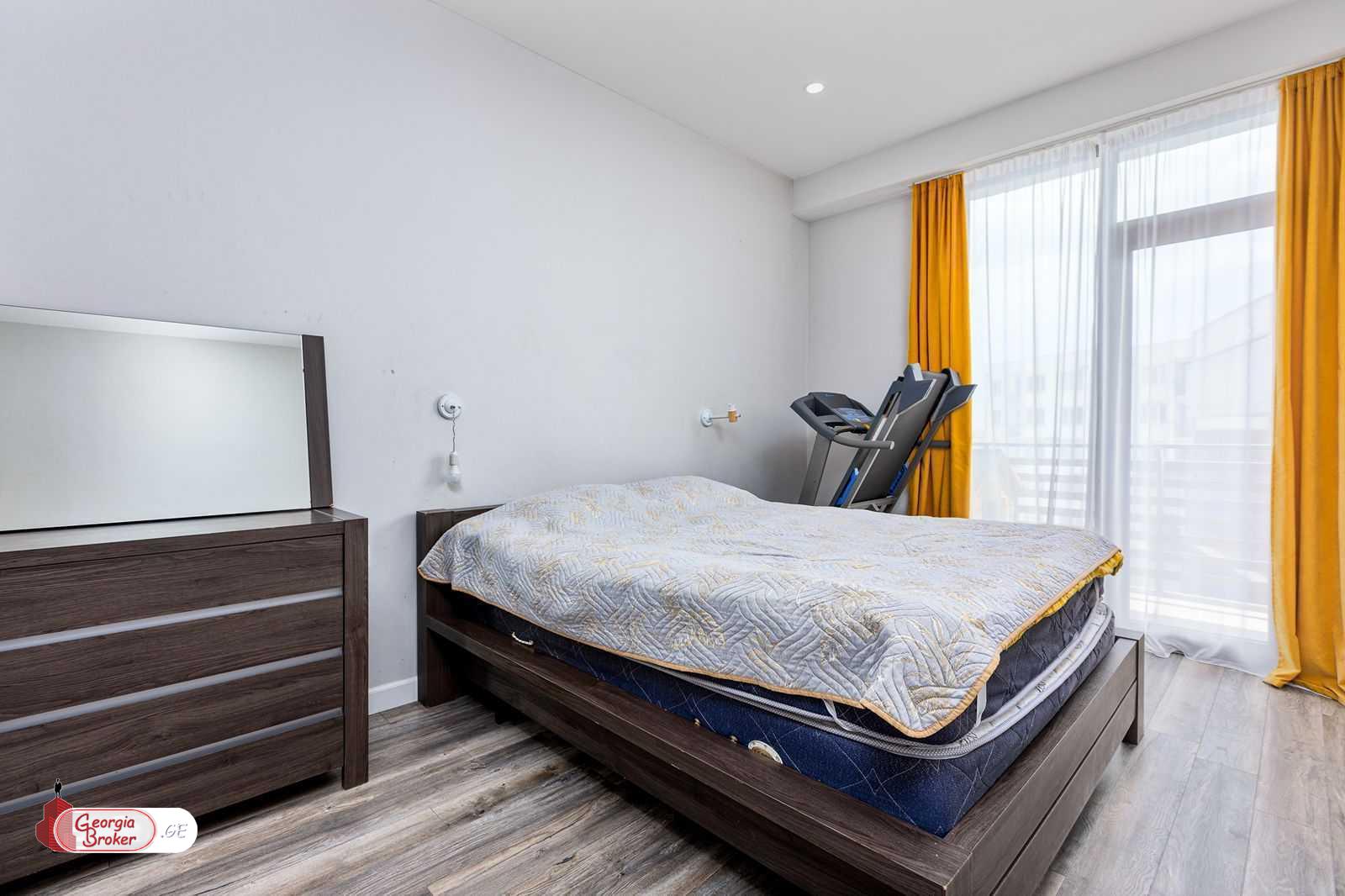 nearly repaired 4-room apartment for sale