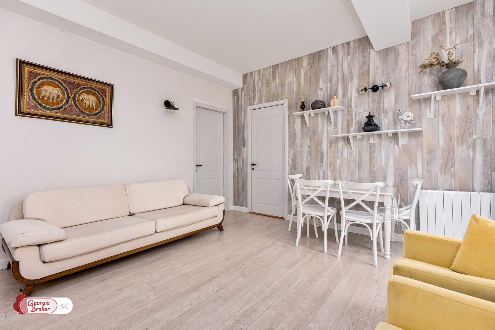 nearly repaired 4-room apartment for sale