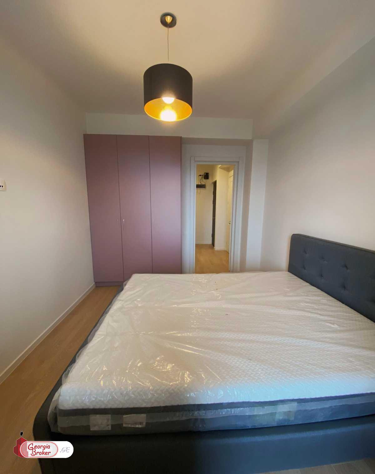 nearly repaired 2-room apartment for sale