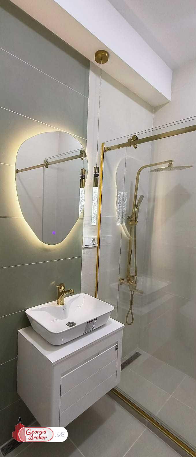 nearly repaired 3-room apartment for sale