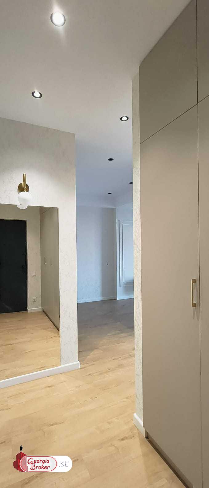 nearly repaired 3-room apartment for sale