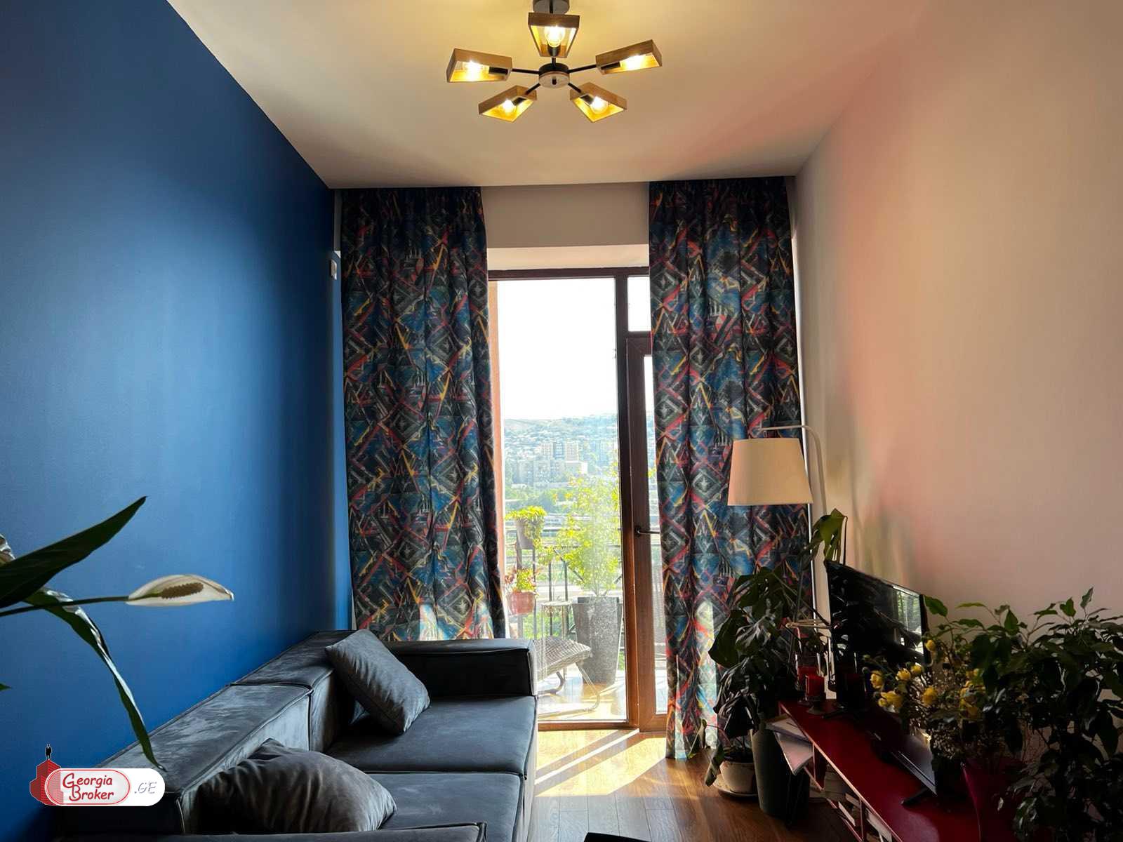 nearly repaired 2-room apartment for sale