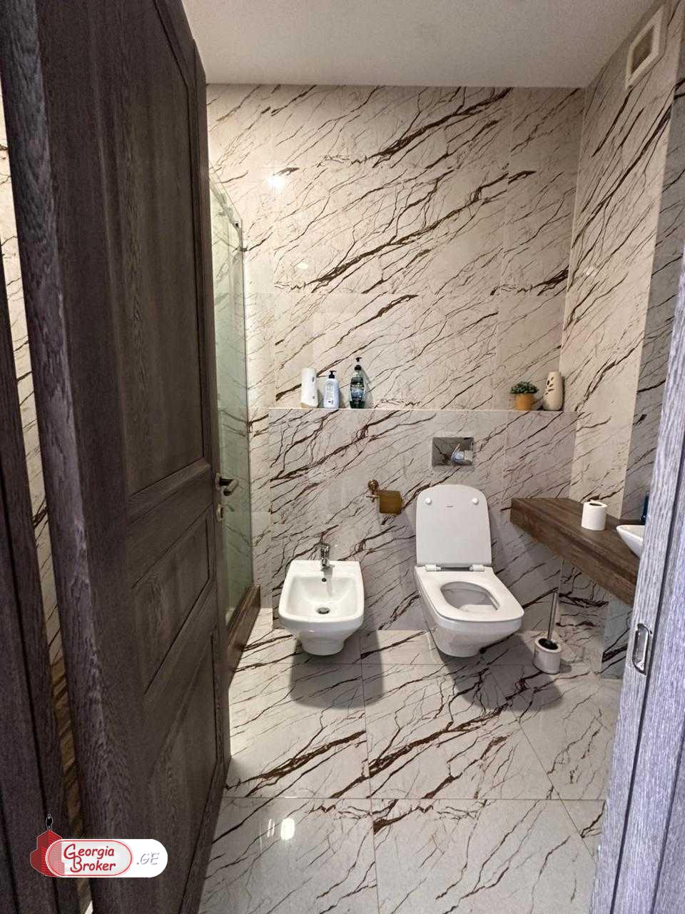 nearly repaired 4-room apartment for sale