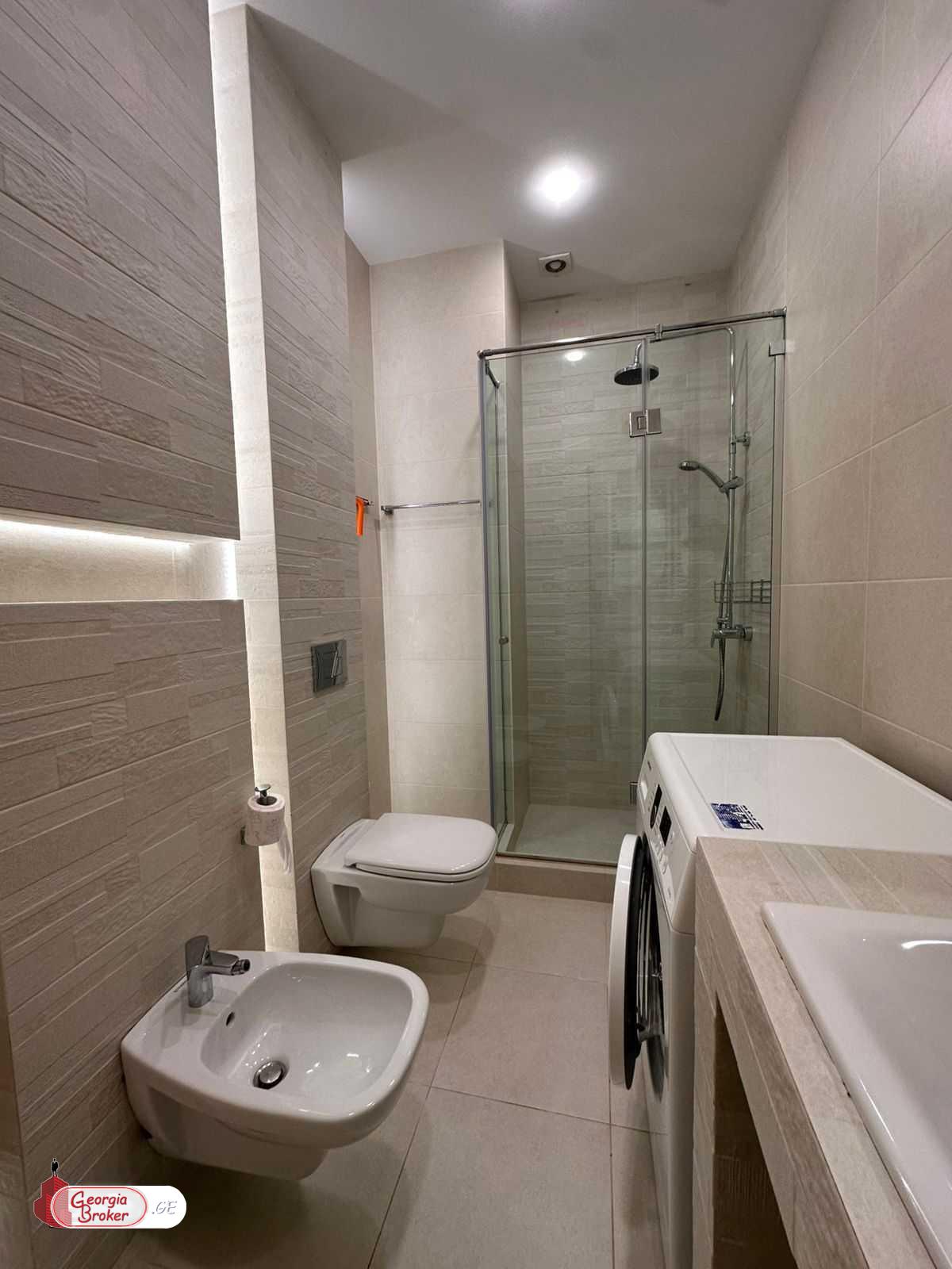 nearly repaired 3-room apartment for sale