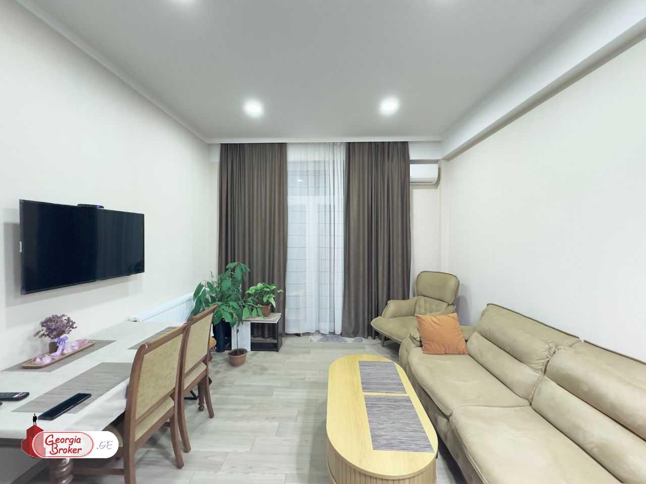 nearly repaired 3-room apartment for sale