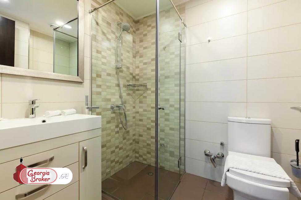 nearly repaired 3-room apartment for sale