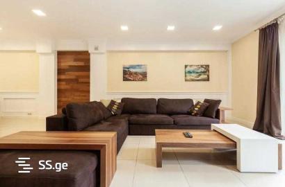 nearly repaired 3-room apartment for sale