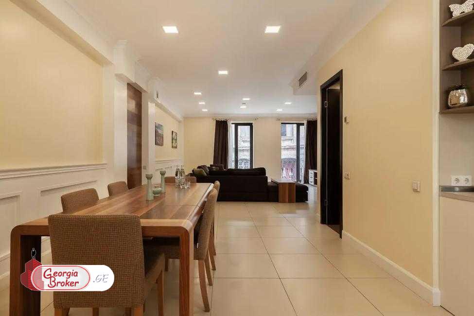 nearly repaired 3-room apartment for sale