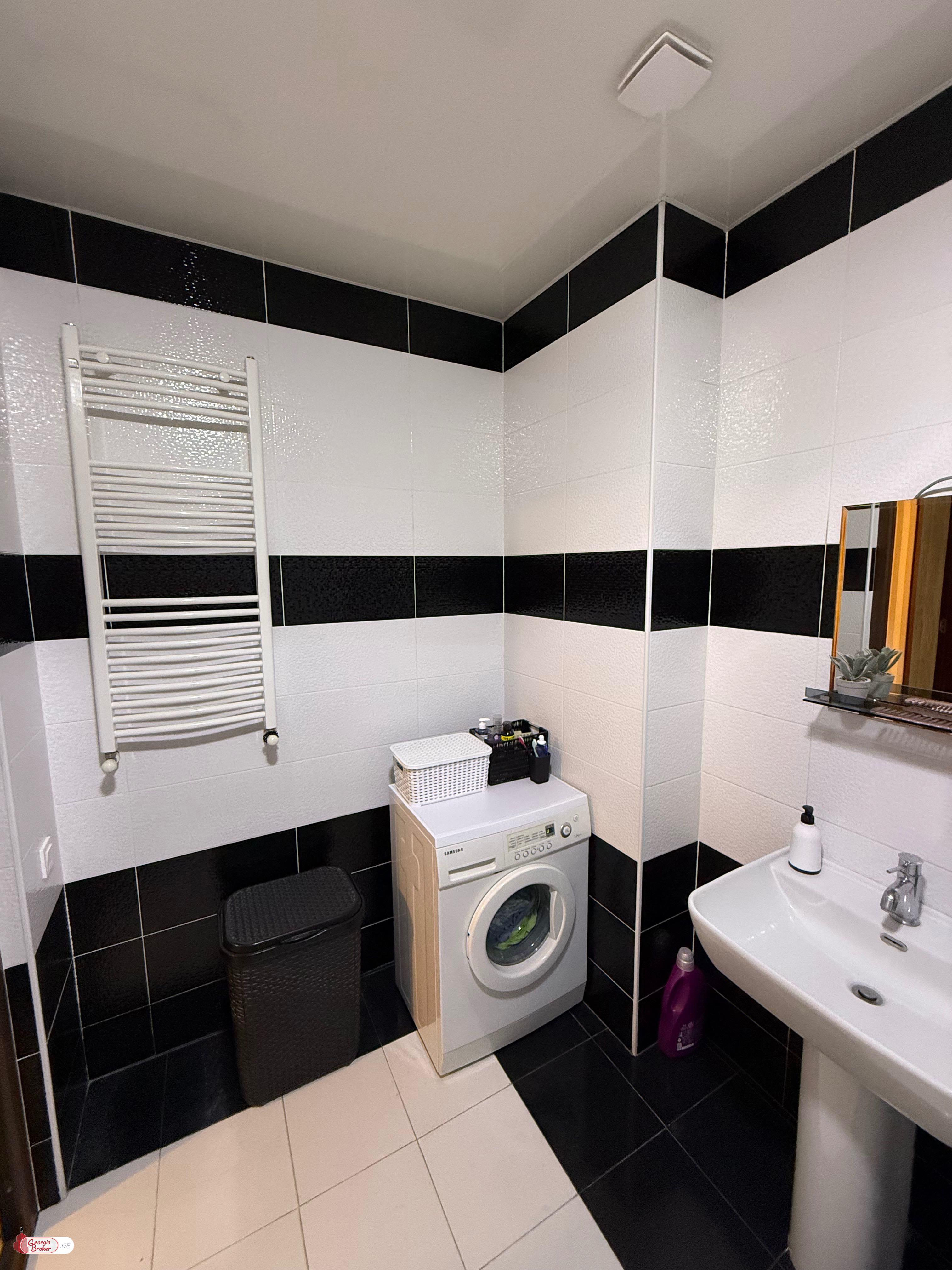 nearly repaired 5-room apartment for sale