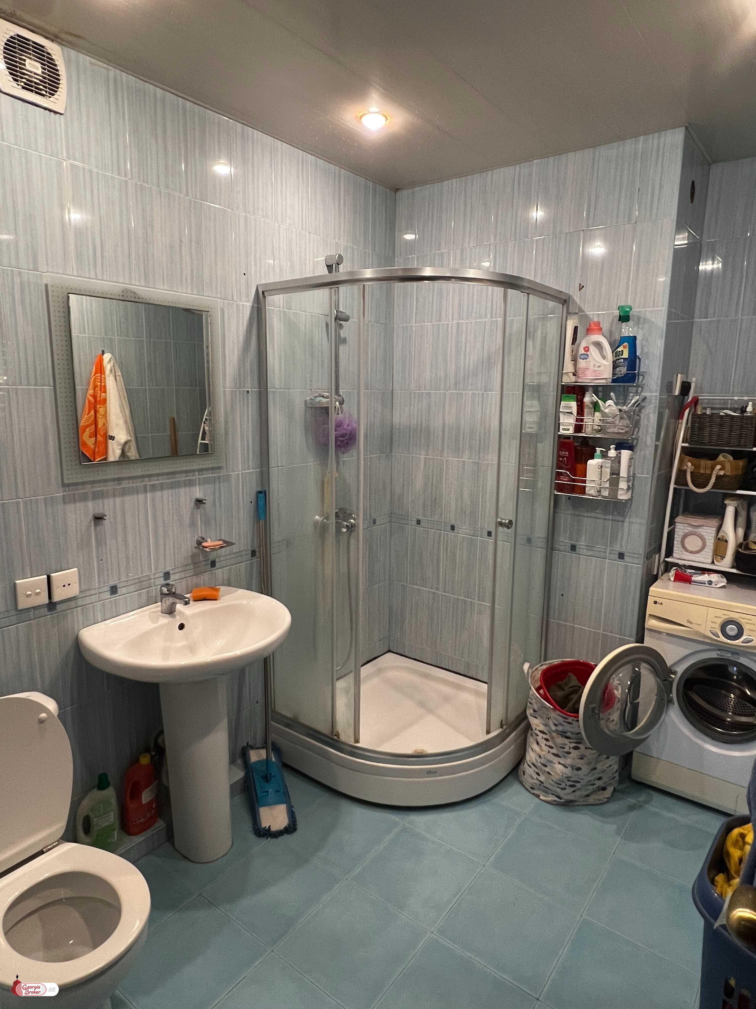 old repaired 3-room apartment for sale