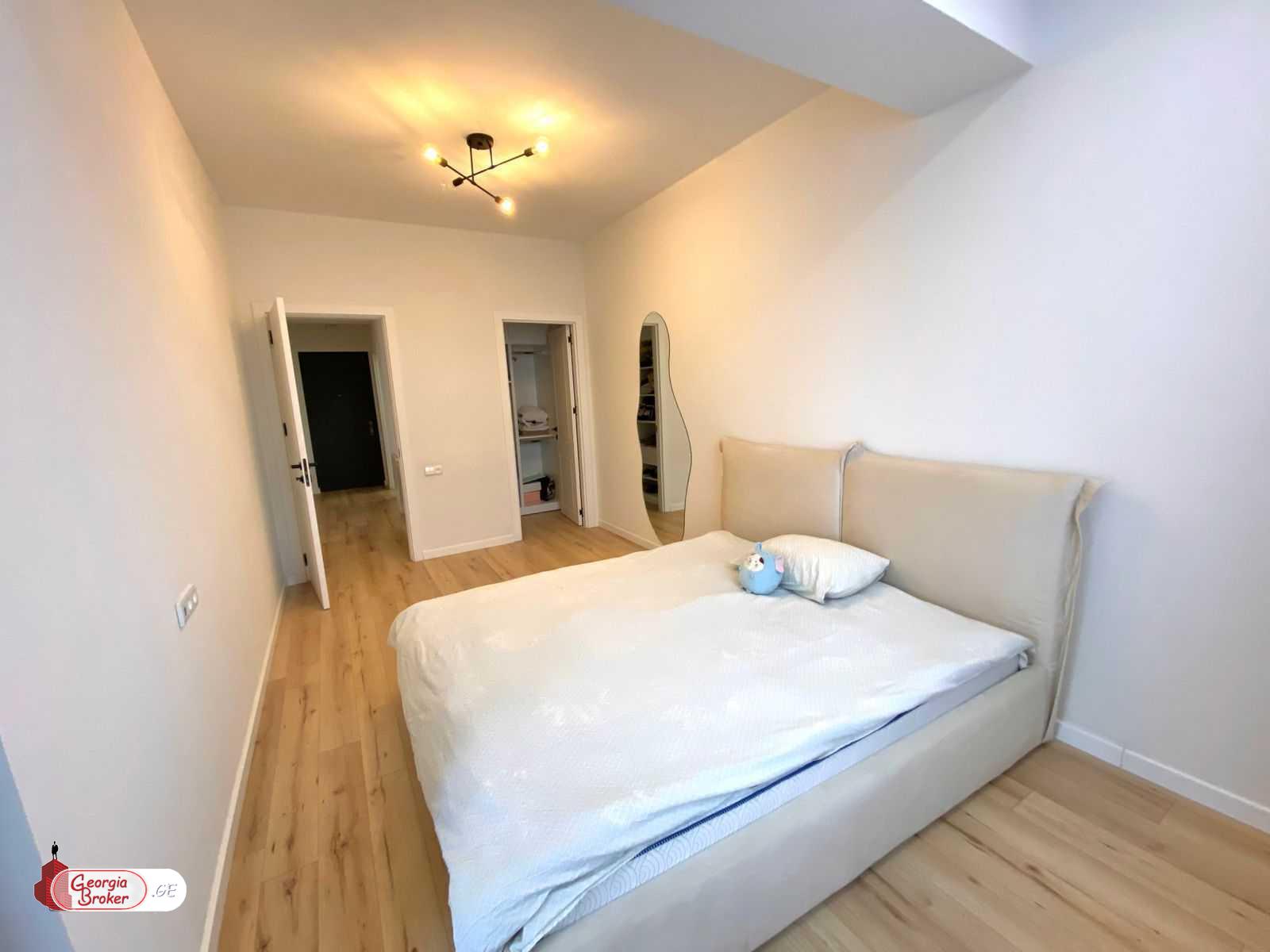 nearly repaired 3-room apartment for sale