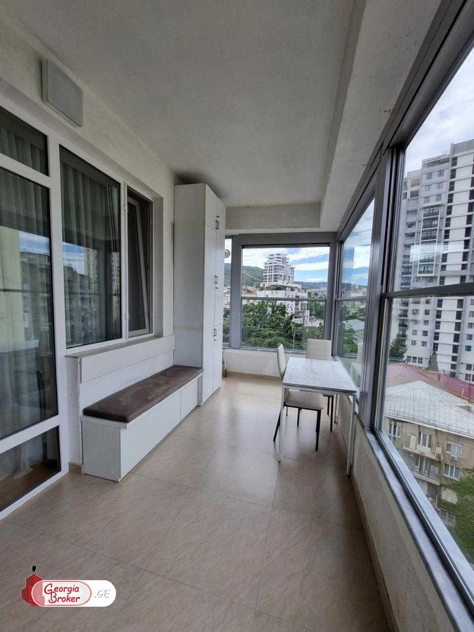 nearly repaired 3-room apartment for sale