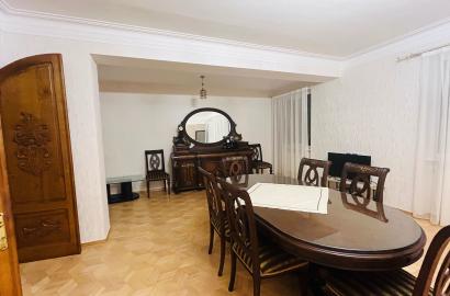 nearly repaired 4-room apartment for sale