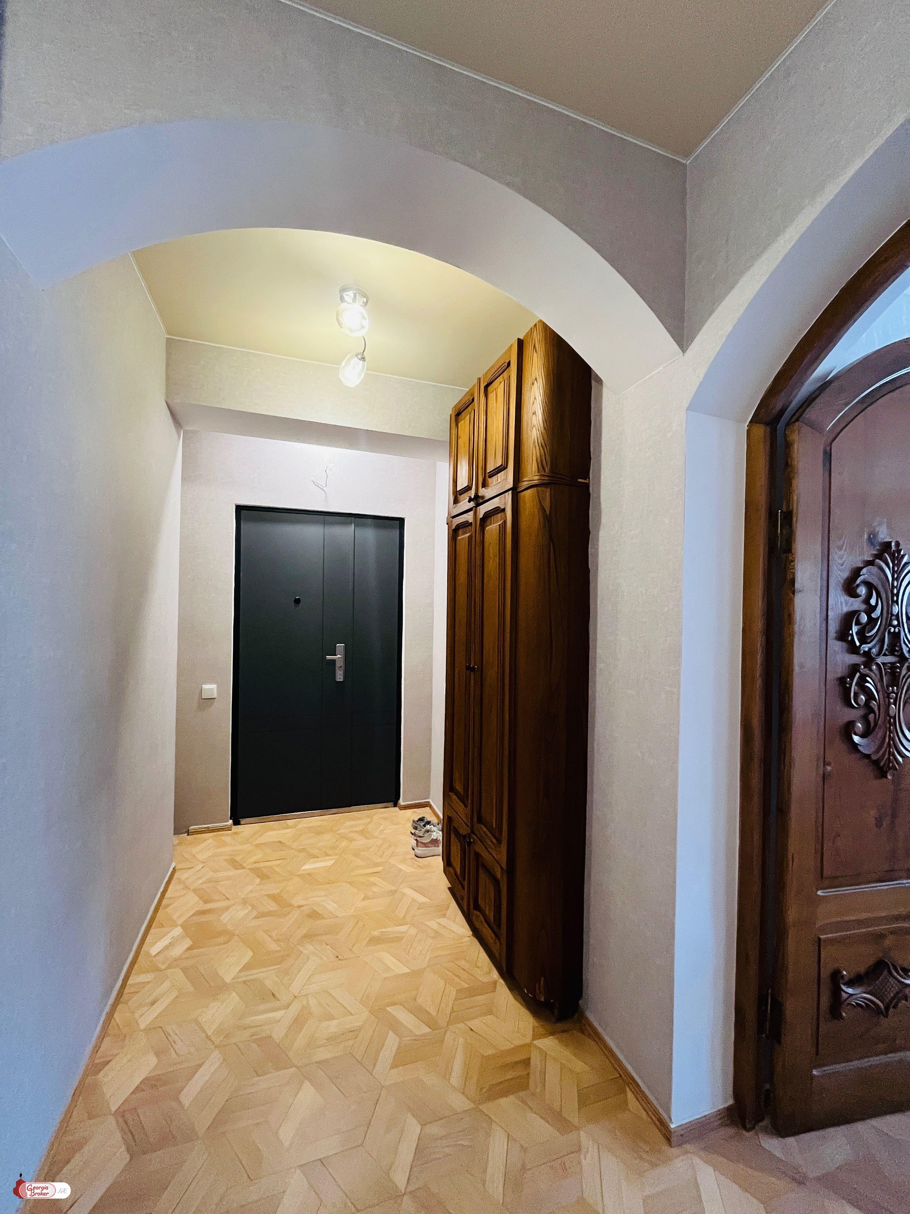 nearly repaired 4-room apartment for sale