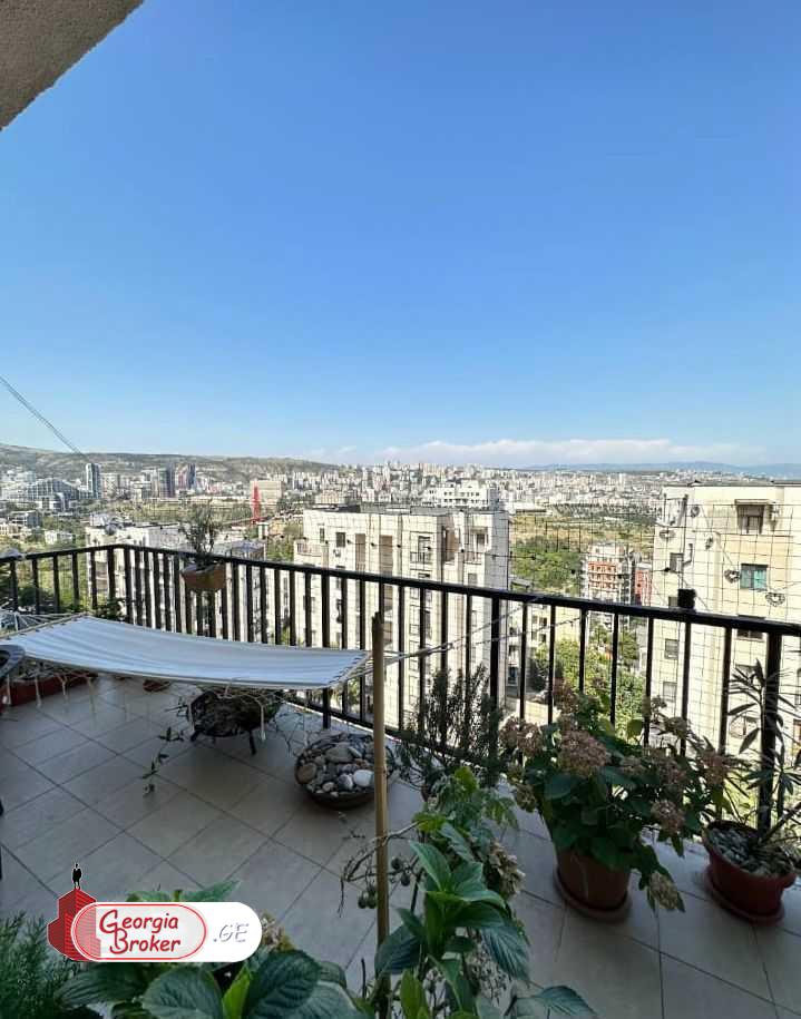 nearly repaired 5-room apartment for sale