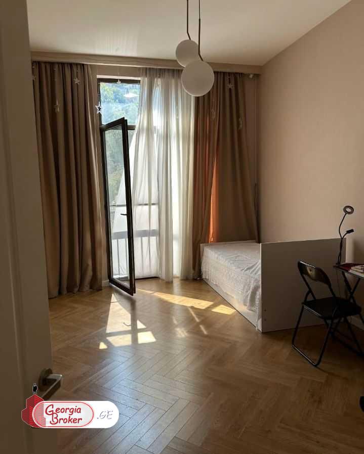 nearly repaired 5-room apartment for sale