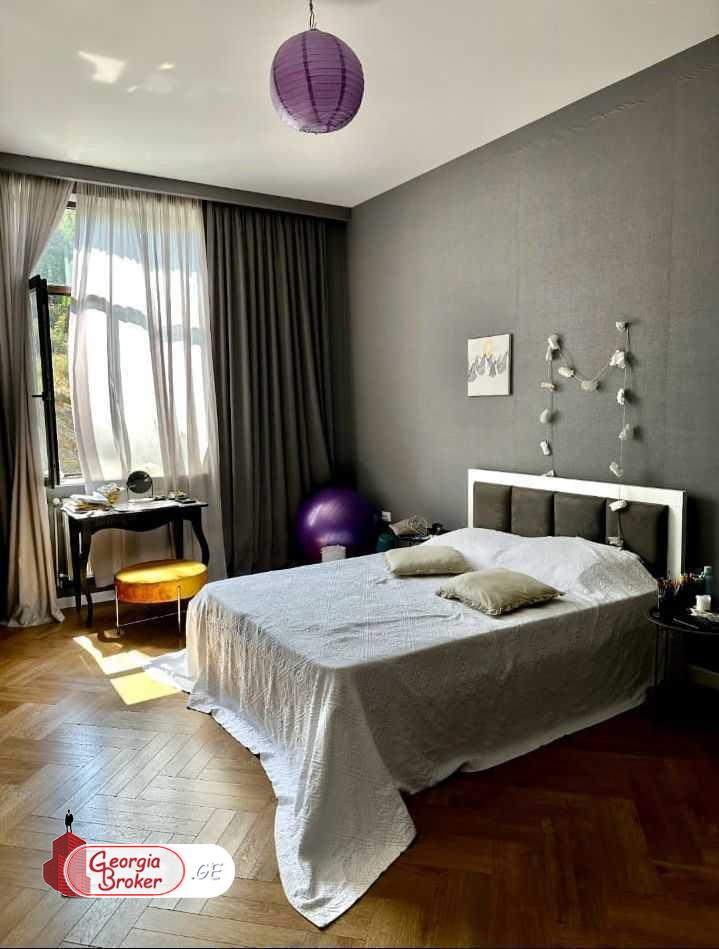 nearly repaired 5-room apartment for sale