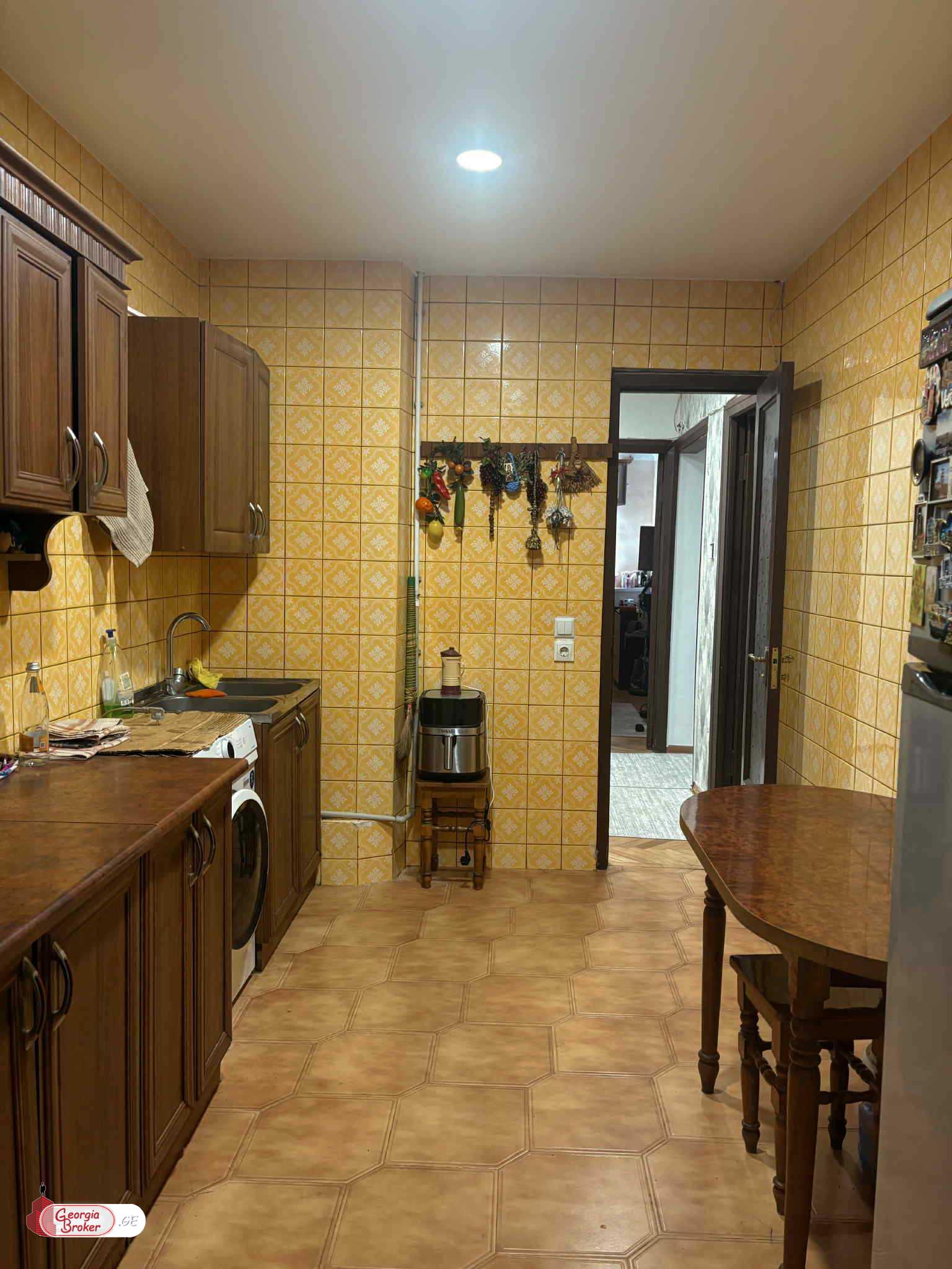 nearly repaired 4-room apartment for sale