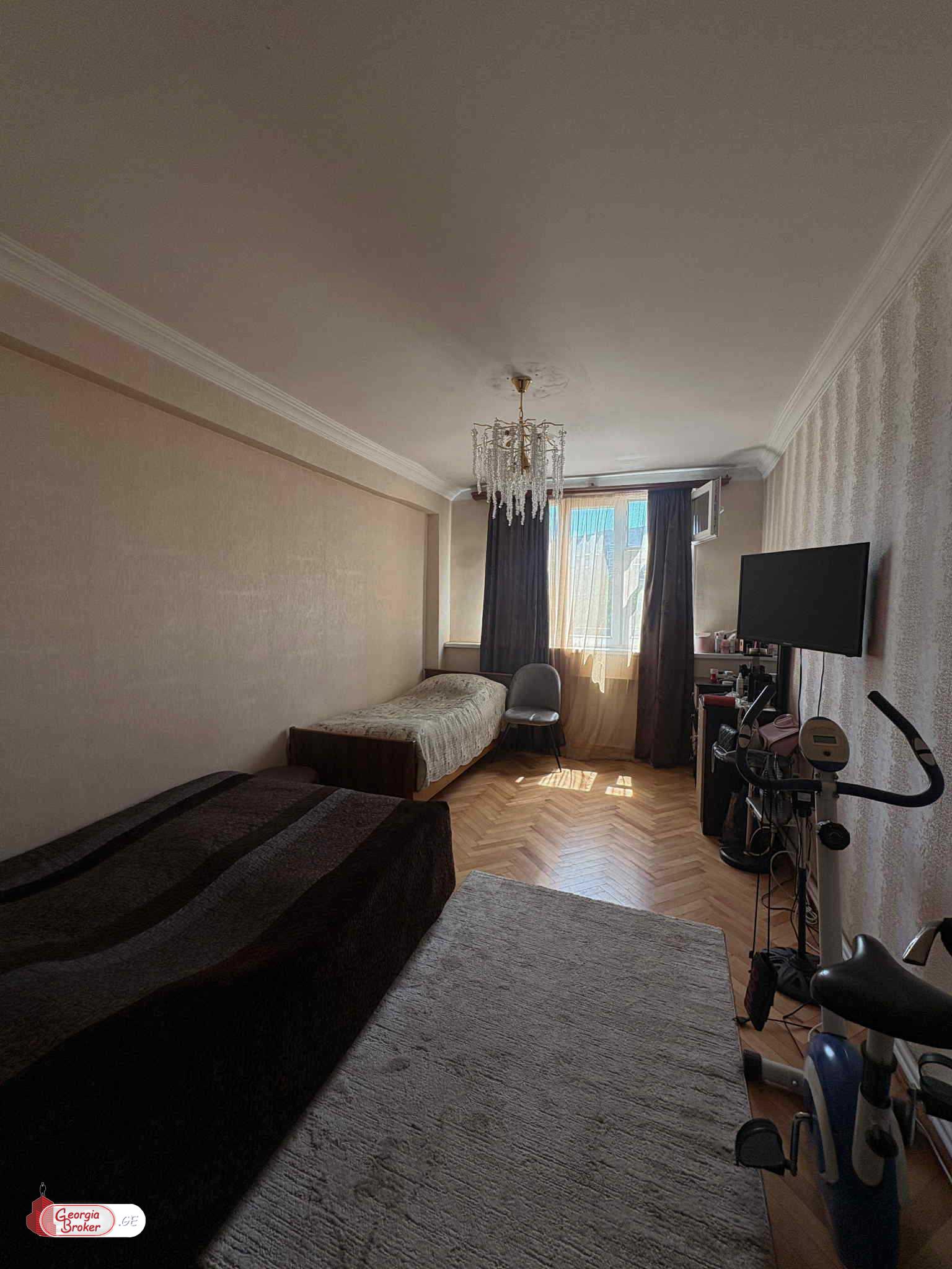 nearly repaired 4-room apartment for sale