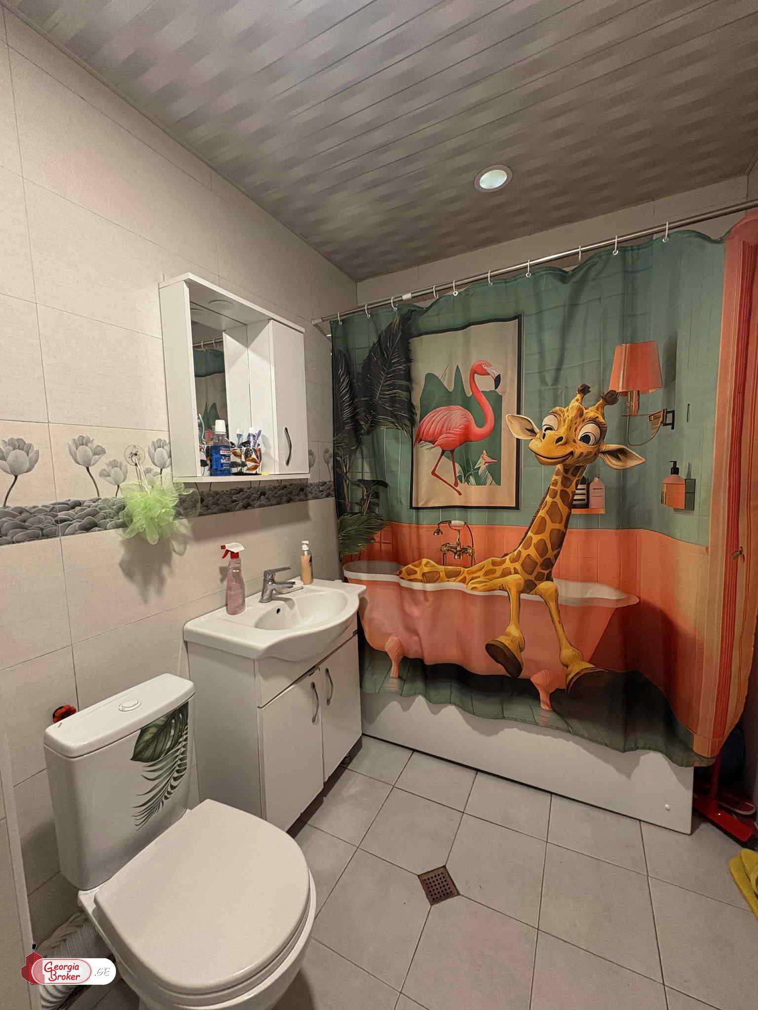 nearly repaired 4-room apartment for sale