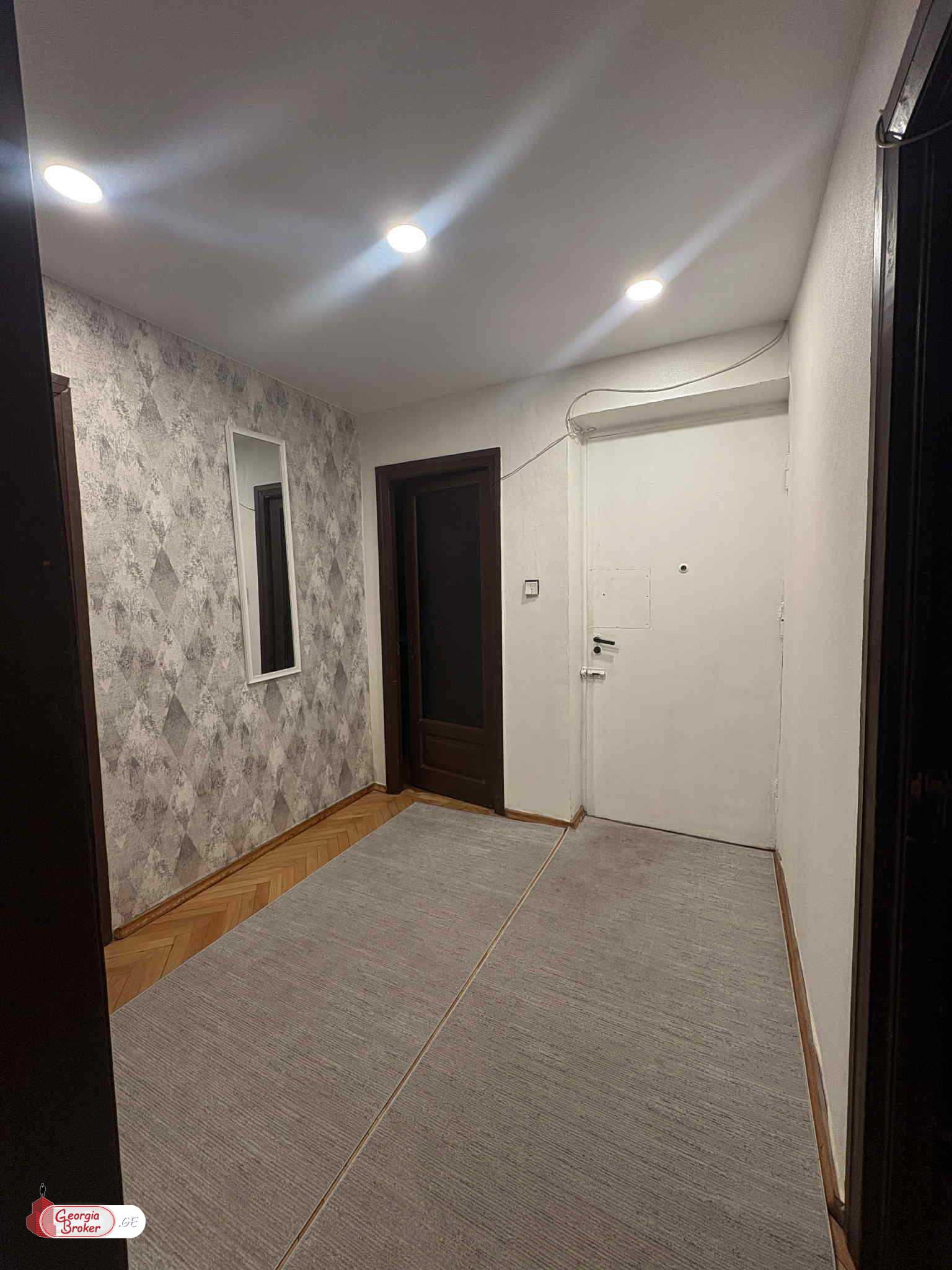 nearly repaired 4-room apartment for sale