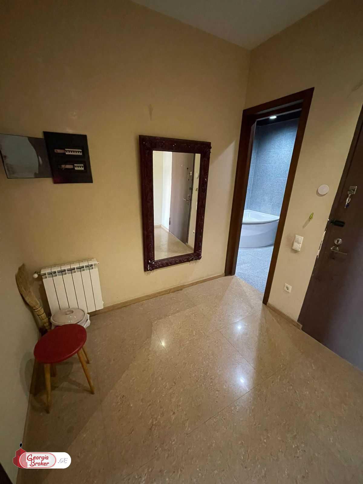 nearly repaired 3-room apartment for sale