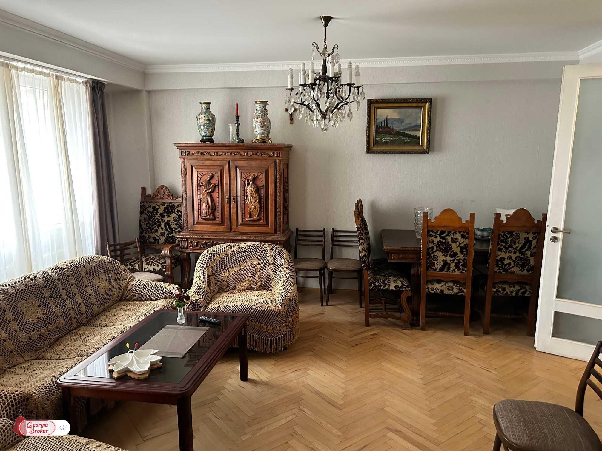 nearly repaired 3-room apartment for sale