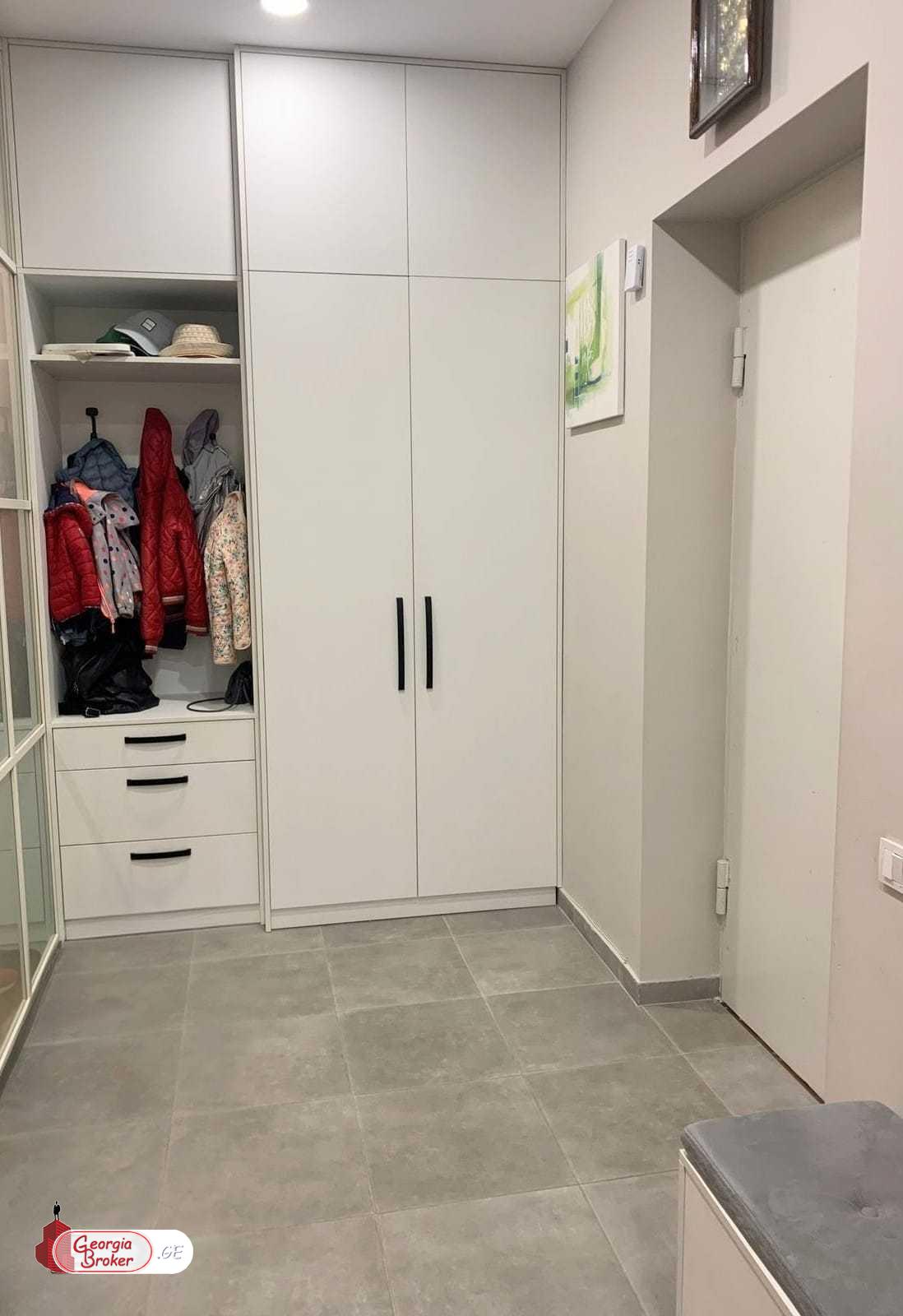 nearly repaired 5-room apartment for sale