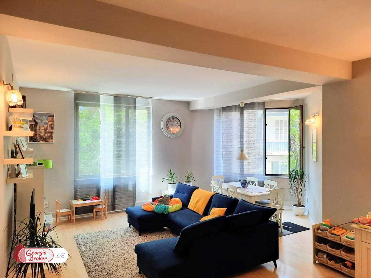 nearly repaired 5-room apartment for sale