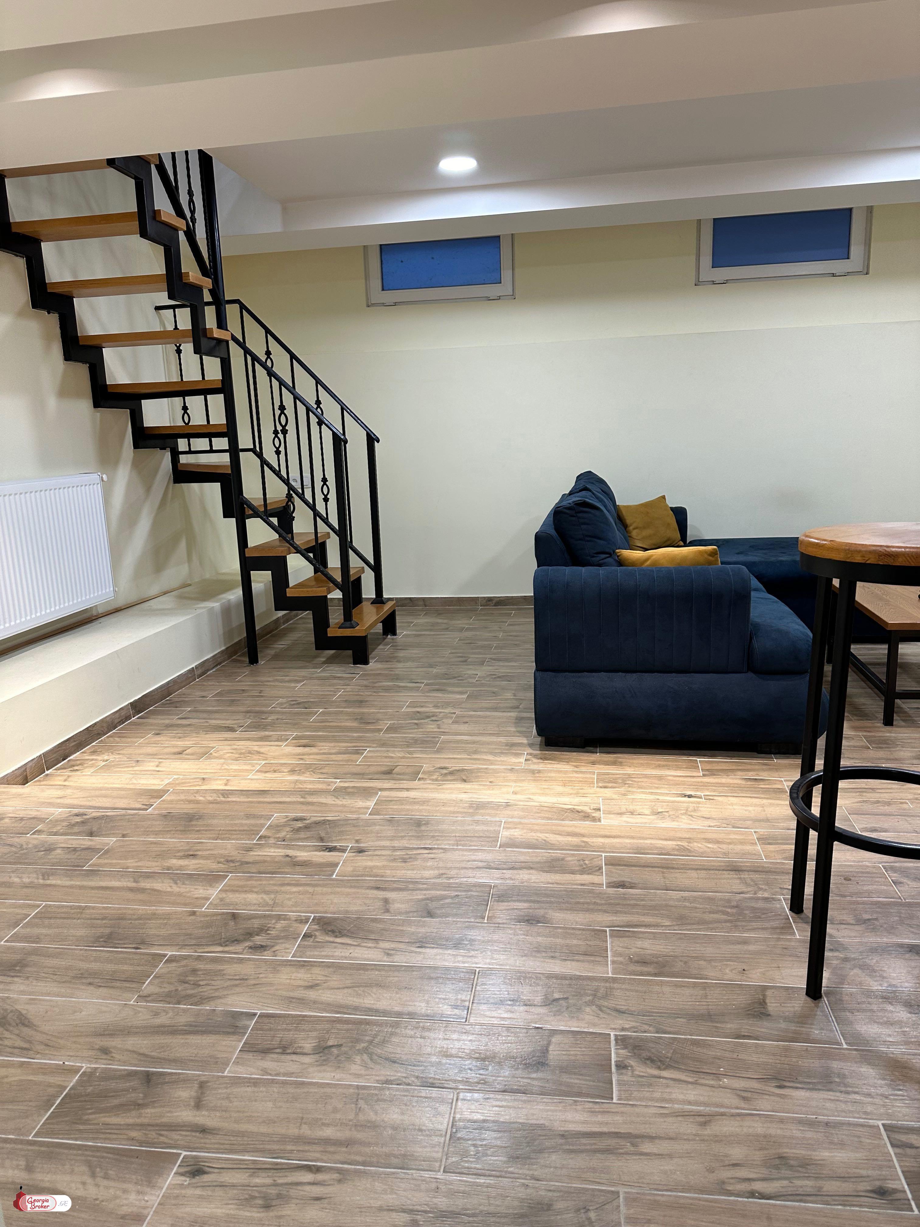 nearly repaired 3-room apartment for sale