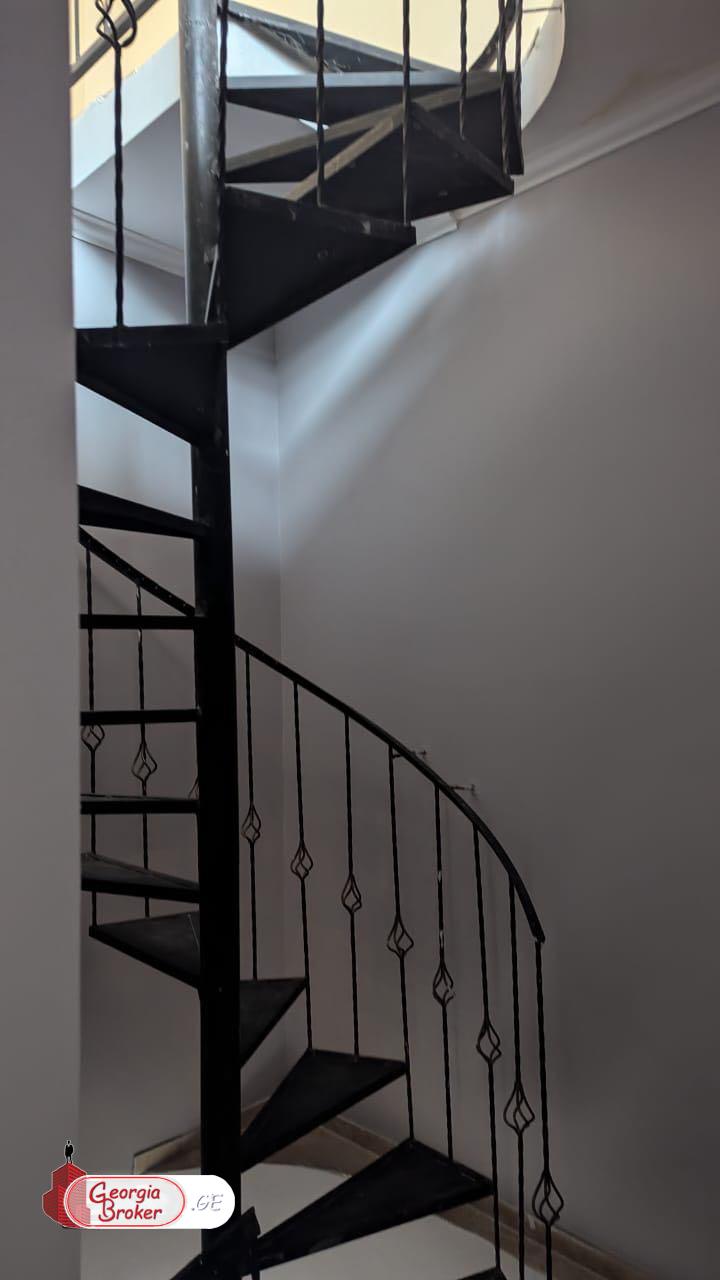 nearly repaired 5-room apartment for sale