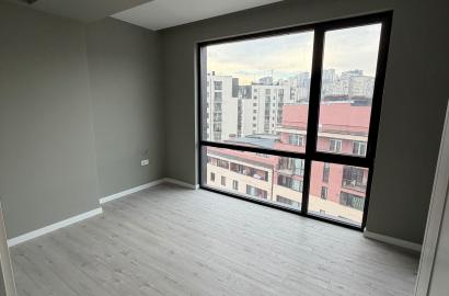 nearly repaired 4-room apartment for sale