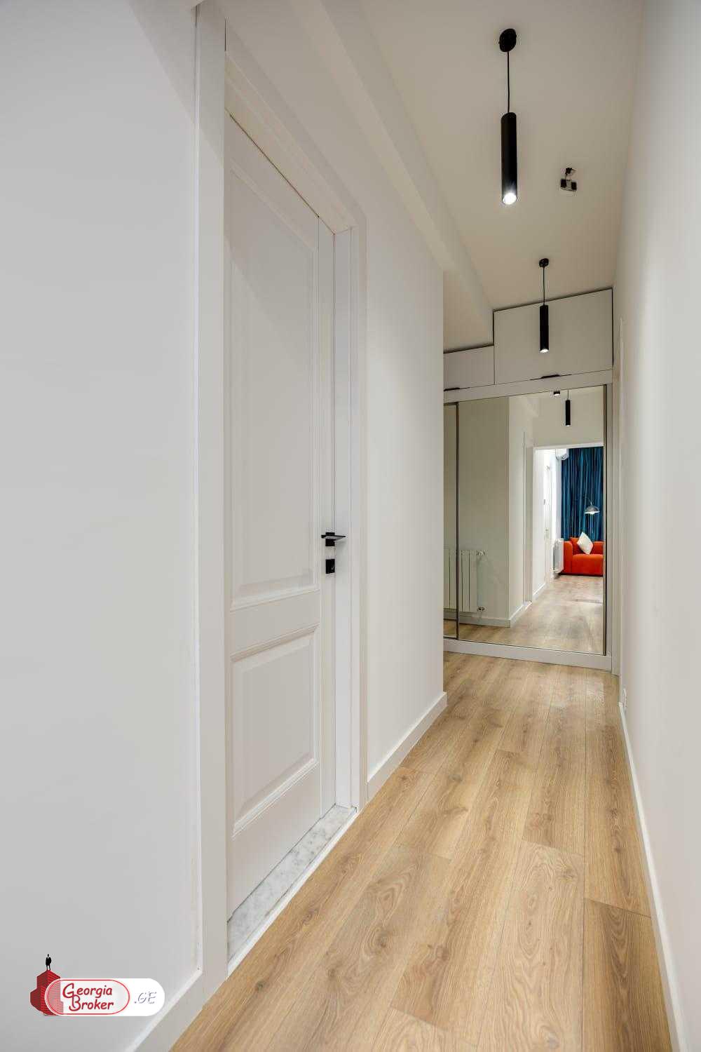 nearly repaired 3-room apartment for sale